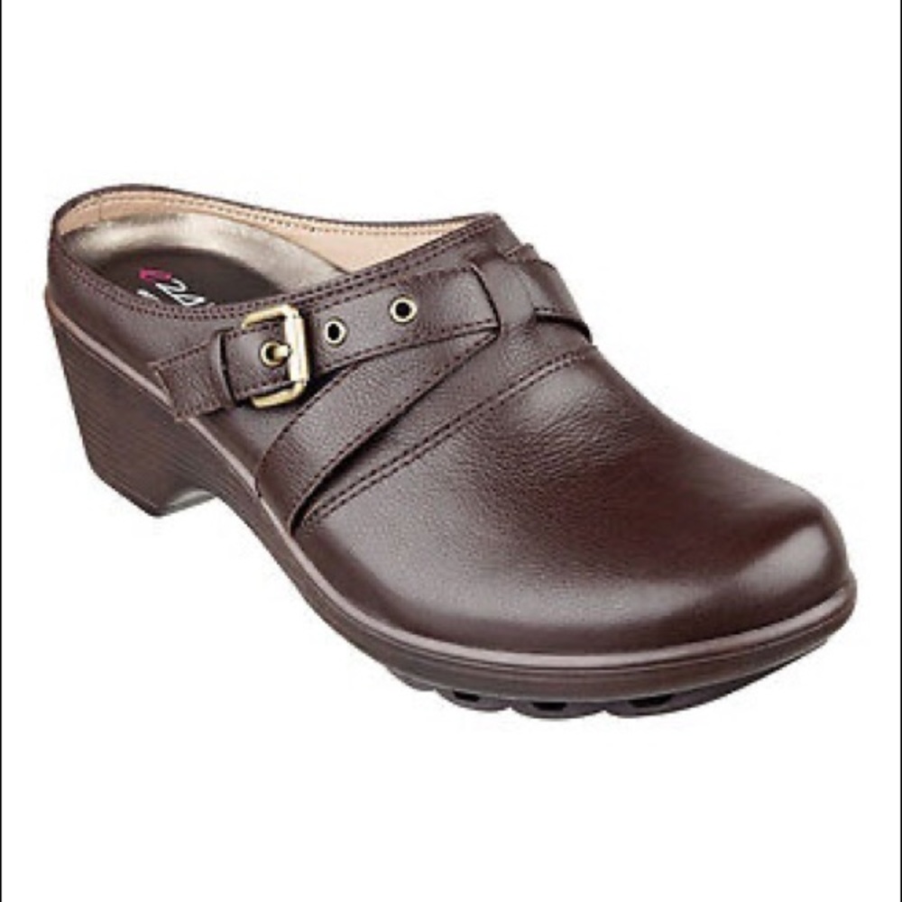 Easy spirit shoes